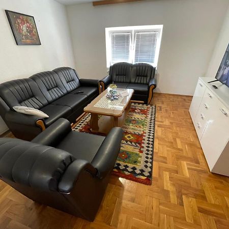 Apartman Green ลิฟโน ภายนอก รูปภาพ